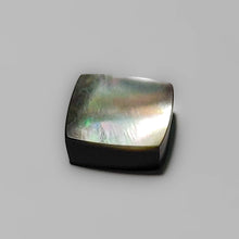 Load image into Gallery viewer, Tahitian Raibow Mother Of Pearl Cabochon
