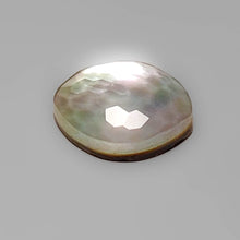 Load image into Gallery viewer, Hoenycomb Cut Crystal And Mother Of Pearl Doublet
