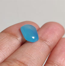Load image into Gallery viewer, Paraiba Chalcedony Cab

