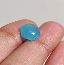 Load image into Gallery viewer, Paraiba Chalcedony Cab
