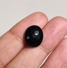 Load image into Gallery viewer, Honeycomb Cut Black Onyx
