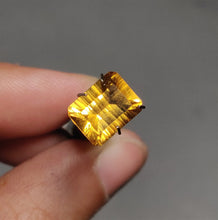 Load image into Gallery viewer, AAA Brandy Citrine Millenium Cut
