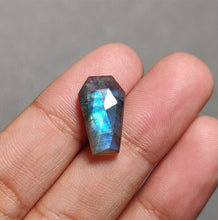 Load image into Gallery viewer, Rose Cut Labradorite Coffin
