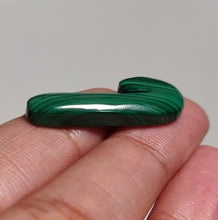 Load image into Gallery viewer, Malachite Candy Carving
