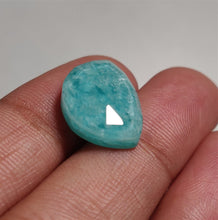 Load image into Gallery viewer, Rose Cut Crystal And Amazonite Doublet
