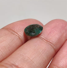 Load image into Gallery viewer, High Grade Faceted Paraiba Blue Kyanite

