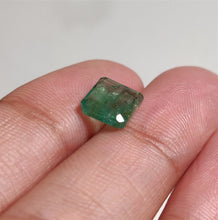 Load image into Gallery viewer, High Grade Faceted Green Kyanite
