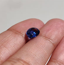 Load image into Gallery viewer, Faceted Blue Kyanite
