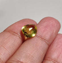 Load image into Gallery viewer, Faceted Lemon Quartz
