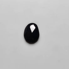 Load image into Gallery viewer, Rose Cut Black Onyx
