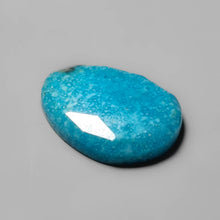 Load image into Gallery viewer, Rose Cut Morenci Turquoise
