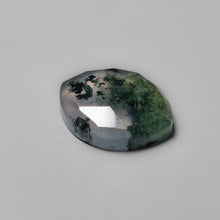 Load image into Gallery viewer, Rose Cut Moss Agate
