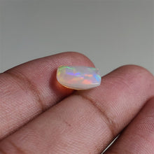 Load image into Gallery viewer, Faceted Ethiopian Welo Opal
