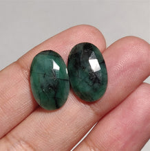 Load image into Gallery viewer, Rose Cut Emerald Pair
